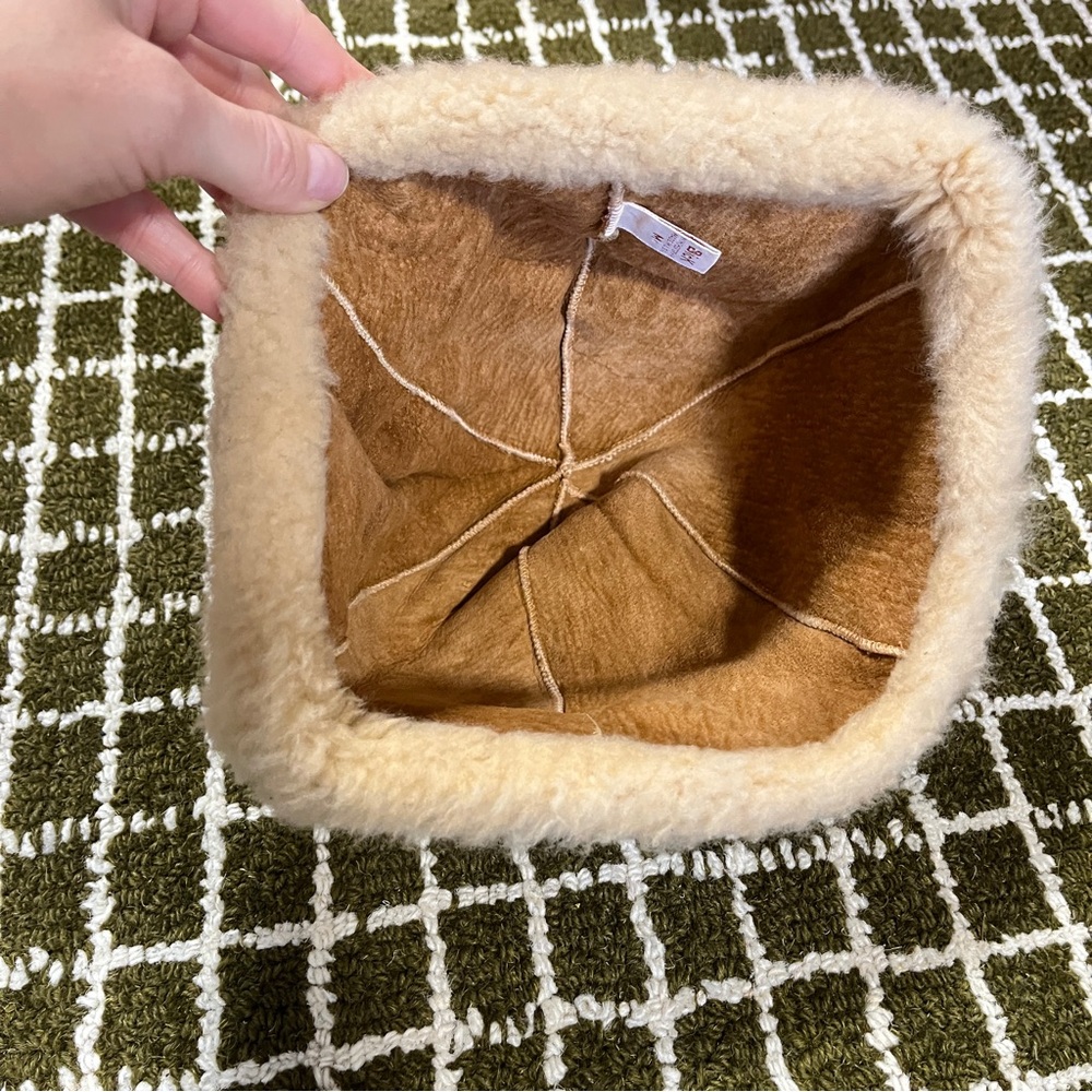 Vintage Bick Shearling Like Fur Hat M - Picture 6 of 7